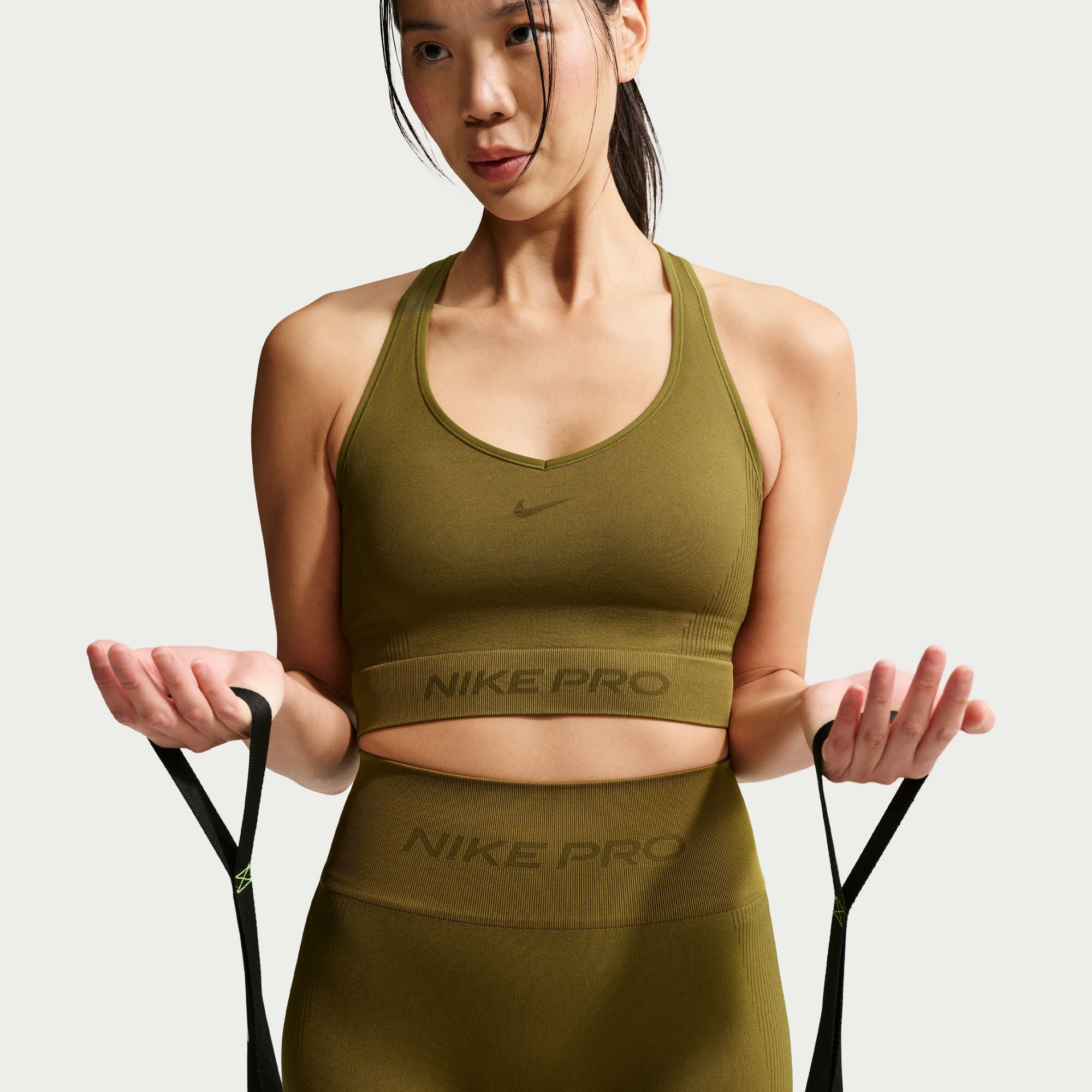 Nike Womens Pro Seamless Cropped Tank Top - Olive