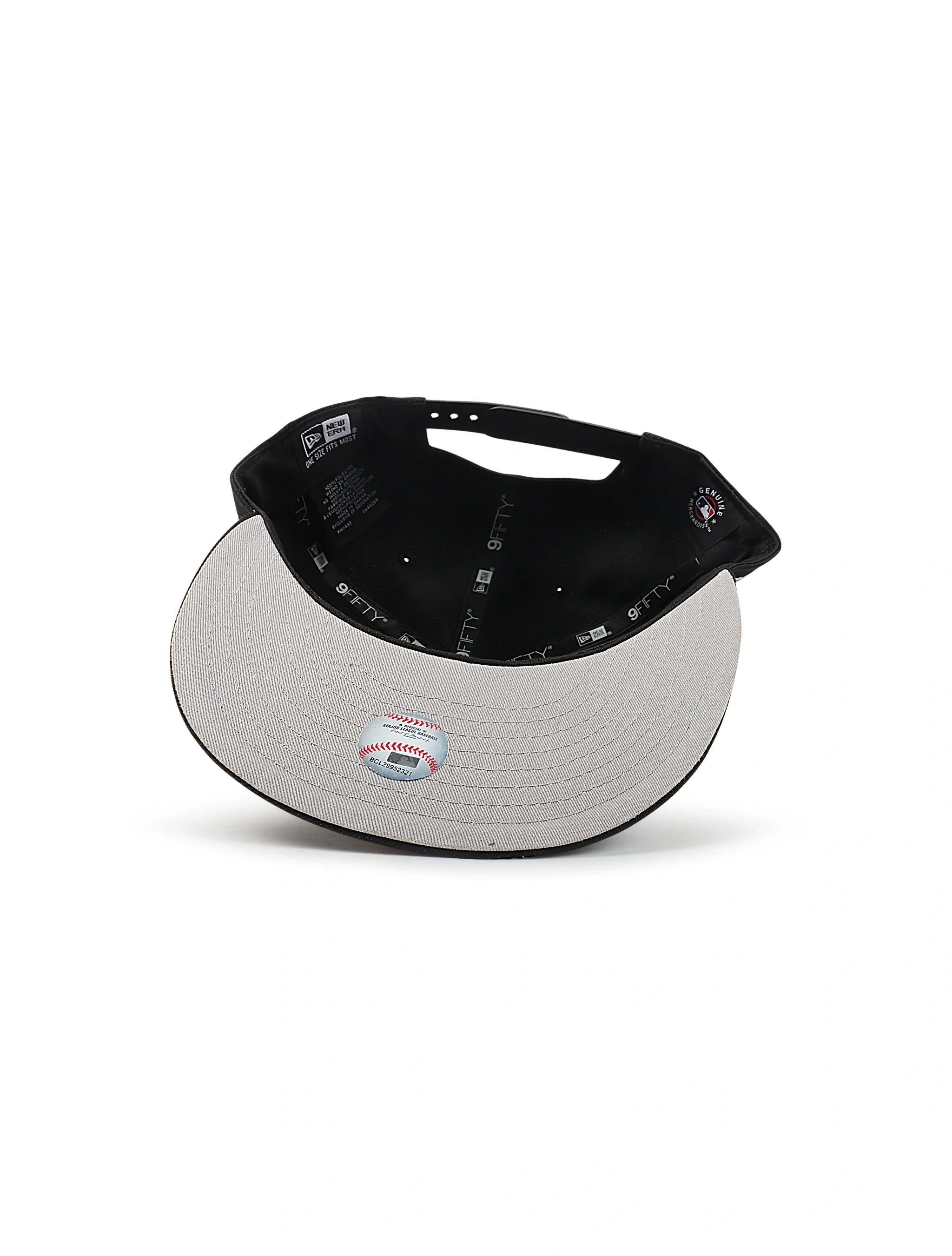 New Era 950 9x Champs Snapback - Black